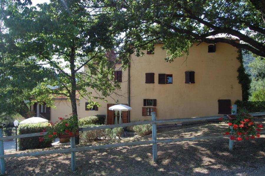 Agriturismo Il Giardino Понтассьеве Экстерьер фото